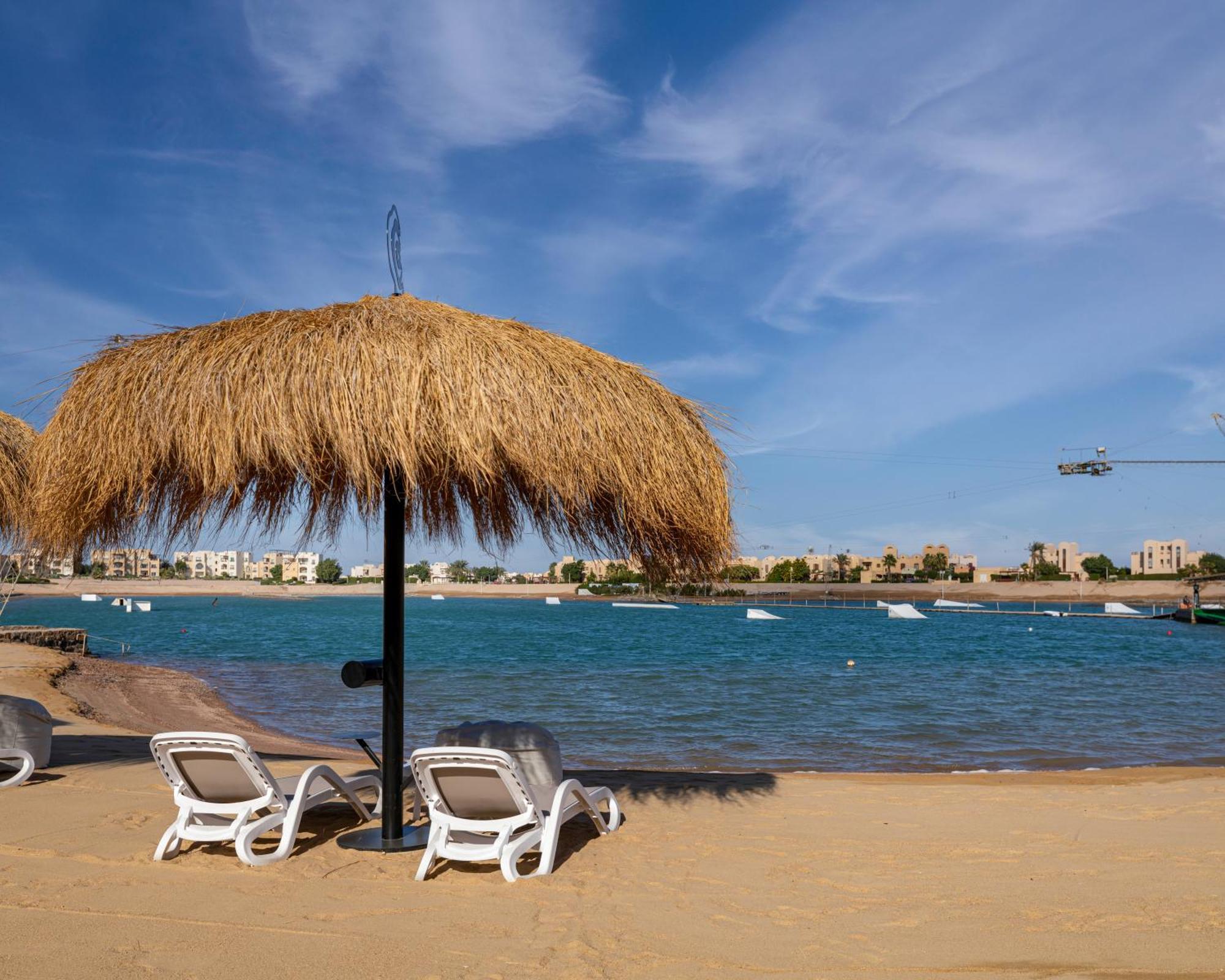 Creek Hotel And Residences El Gouna フルガダ エクステリア 写真
